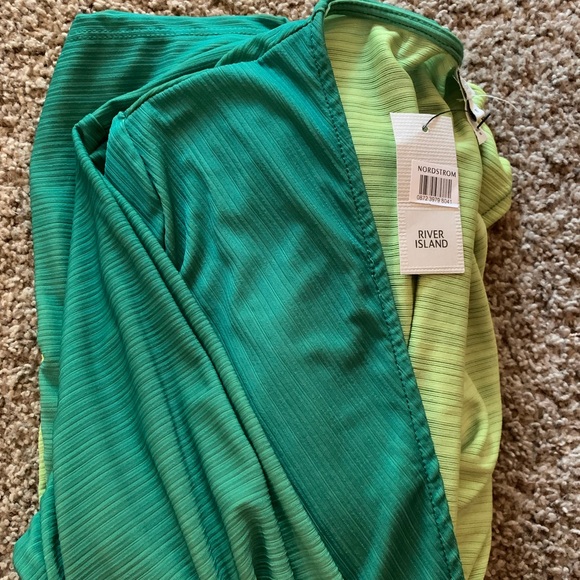 NWT Ombre Faux wrap Long Sleeve Dress - Picture 8 of 8